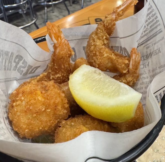 Bubba Gump Shrimp Co. signature dishes Large Shrimper’s Net Catch
Shrimp Po' Boy
Mama Blue's Fried Shrimp